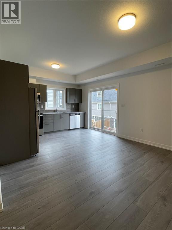 205 West Oak Trail Unit# 52, Kitchener, Ontario  N2R 0R9 - Photo 11 - 40827506