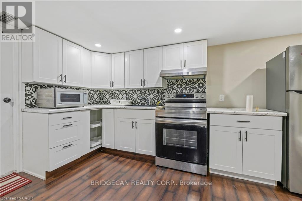 1 - 38 LAKE AVENUE N, Hamilton, Ontario