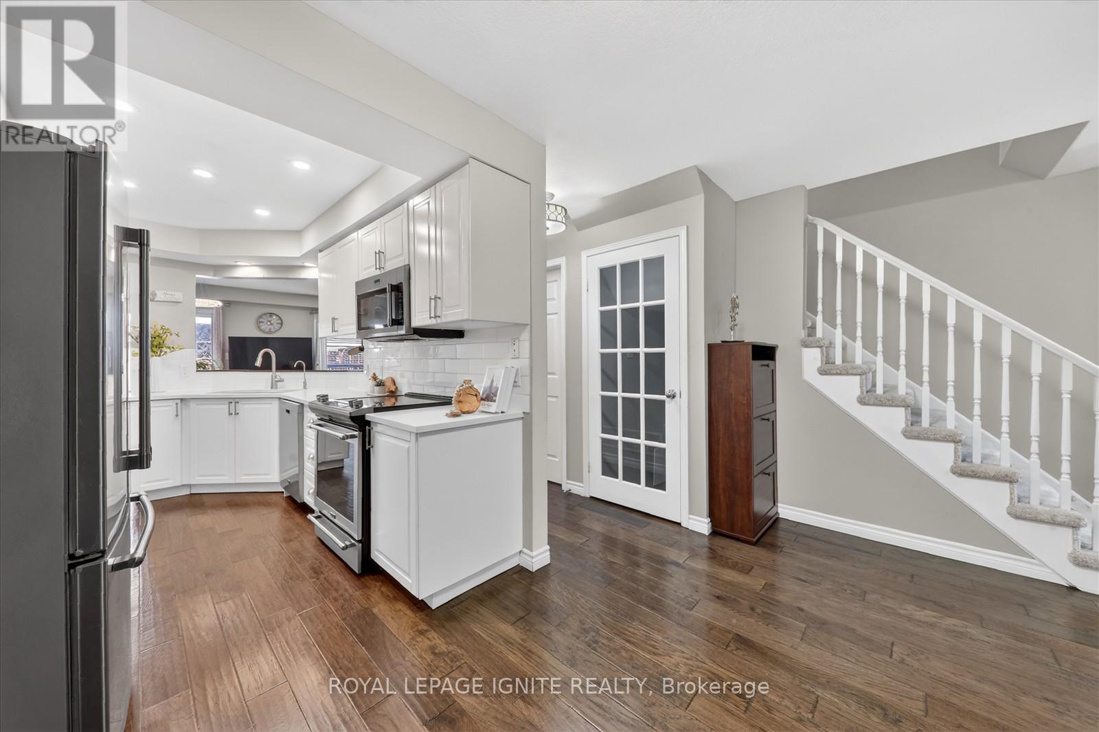17 - 174 Highbury Drive, Hamilton, Ontario  L8J 3T8 - Photo 9 - X13092794