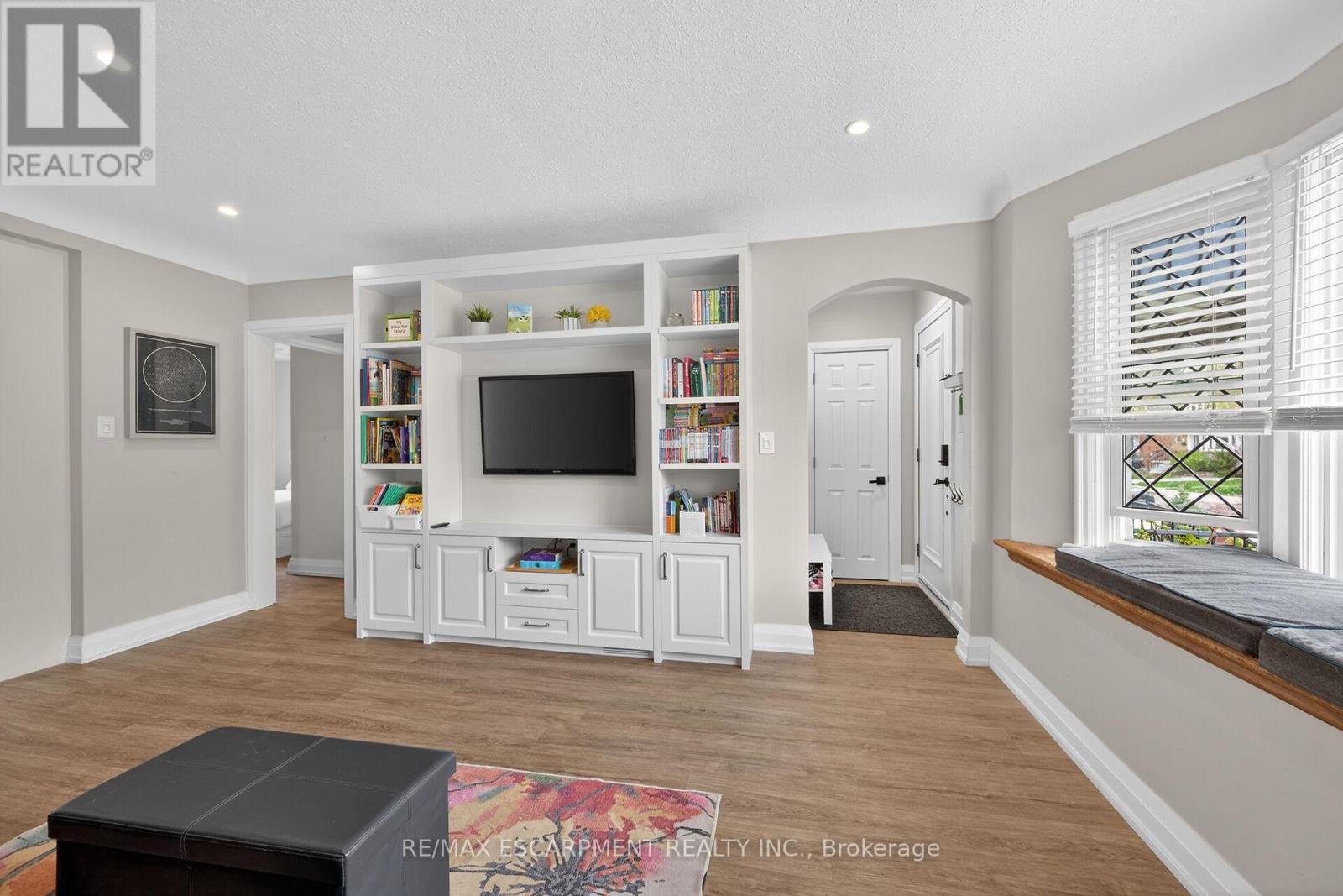 225 Bond Street, Hamilton, Ontario  L8S 3W8 - Photo 5 - X13092800