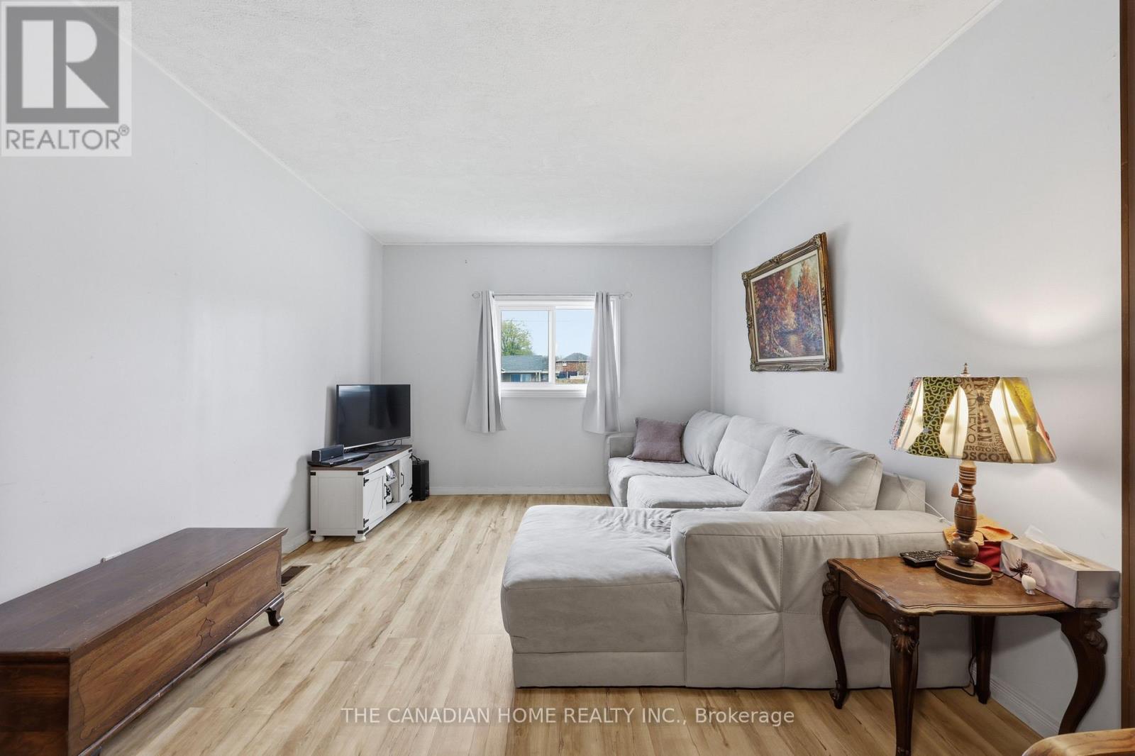 11 Morrow Street, Blandford-Blenheim, Ontario  N0J 1G0 - Photo 10 - X13092808