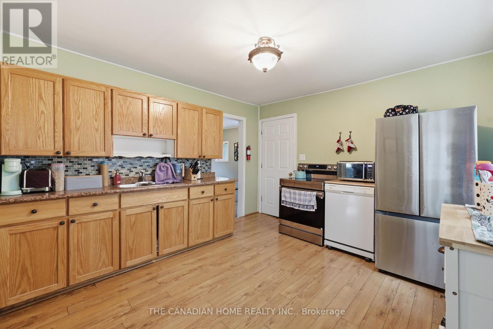 11 Morrow Street, Blandford-Blenheim, Ontario  N0J 1G0 - Photo 12 - X13092808