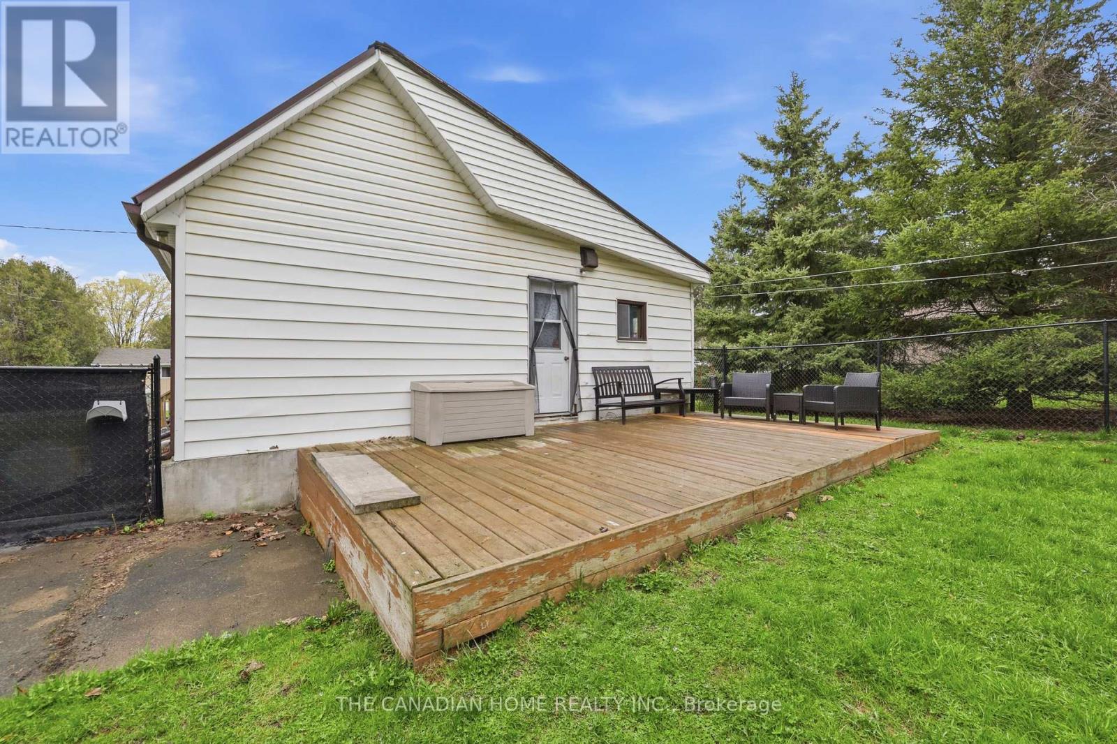 11 Morrow Street, Blandford-Blenheim, Ontario  N0J 1G0 - Photo 28 - X13092808