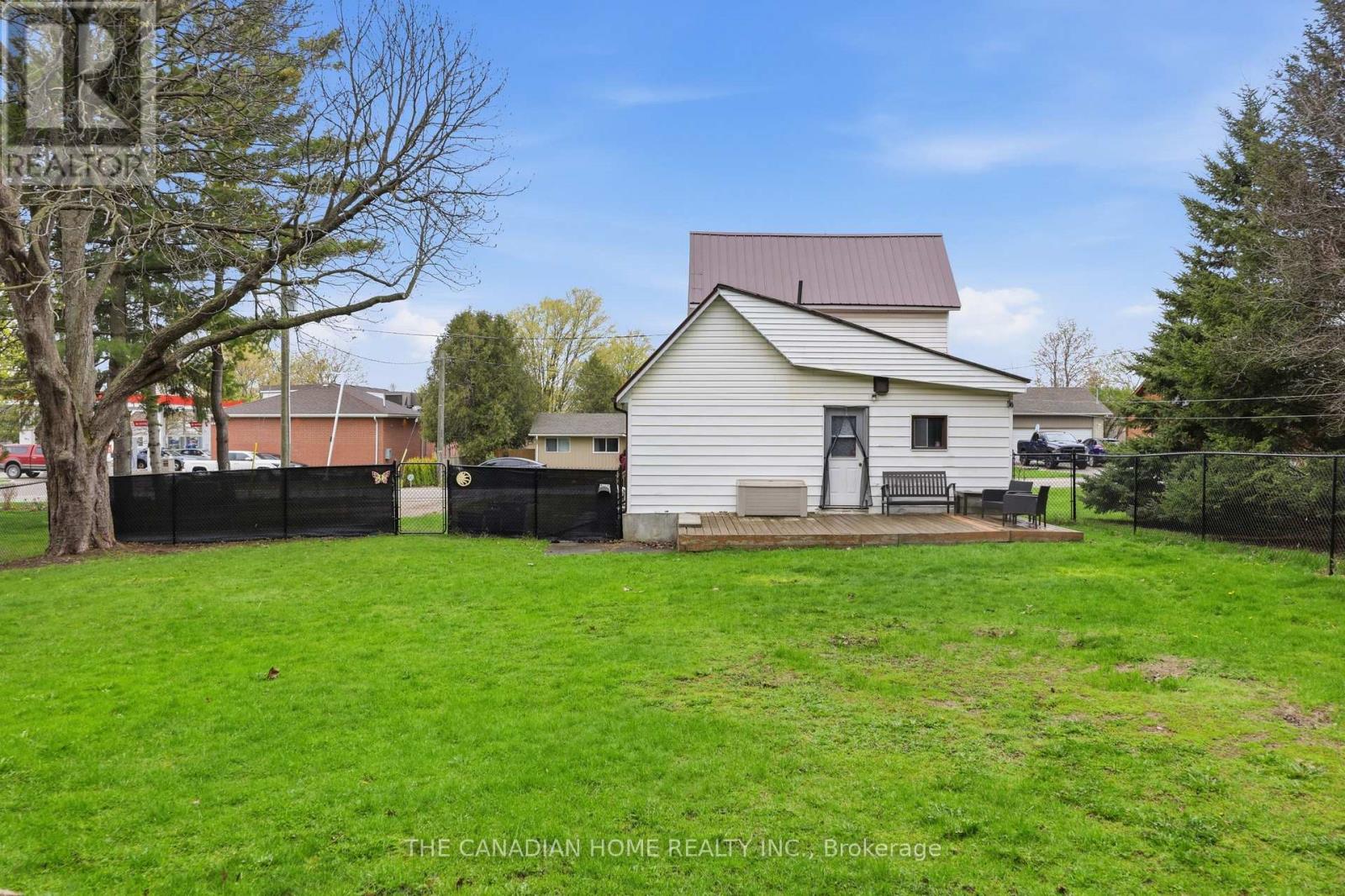 11 Morrow Street, Blandford-Blenheim, Ontario  N0J 1G0 - Photo 31 - X13092808