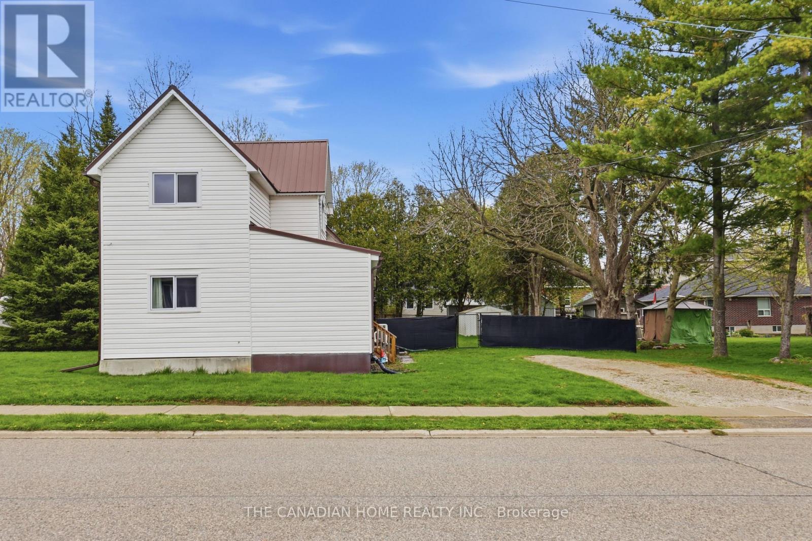 11 Morrow Street, Blandford-Blenheim, Ontario  N0J 1G0 - Photo 4 - X13092808