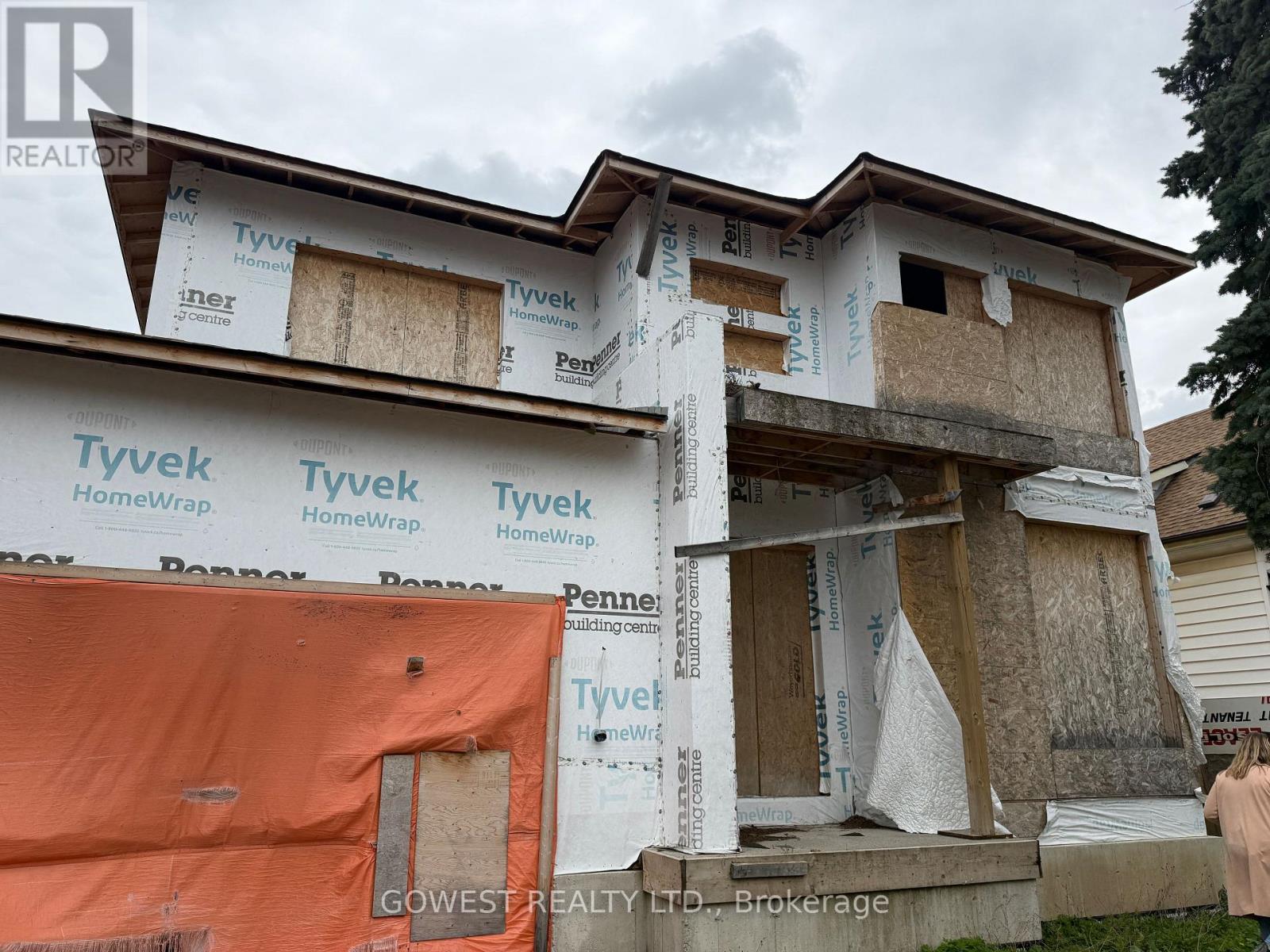 18 TASKER STREET, St. Catharines, Ontario