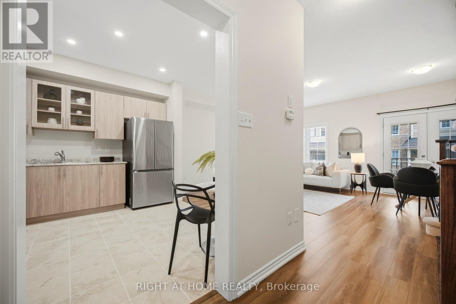 22 - 88 Decorso Drive, Guelph, Ontario  N1L 0A9 - Photo 11 - X13092864