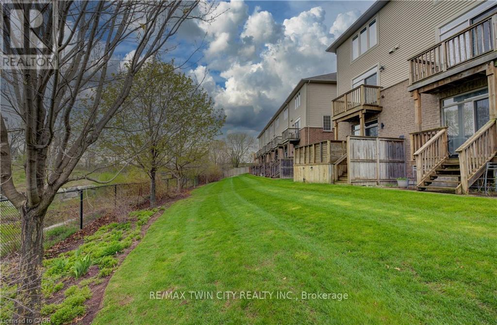 19 - 342 Mill Street, Kitchener, Ontario  N2M 0A5 - Photo 31 - X13093020
