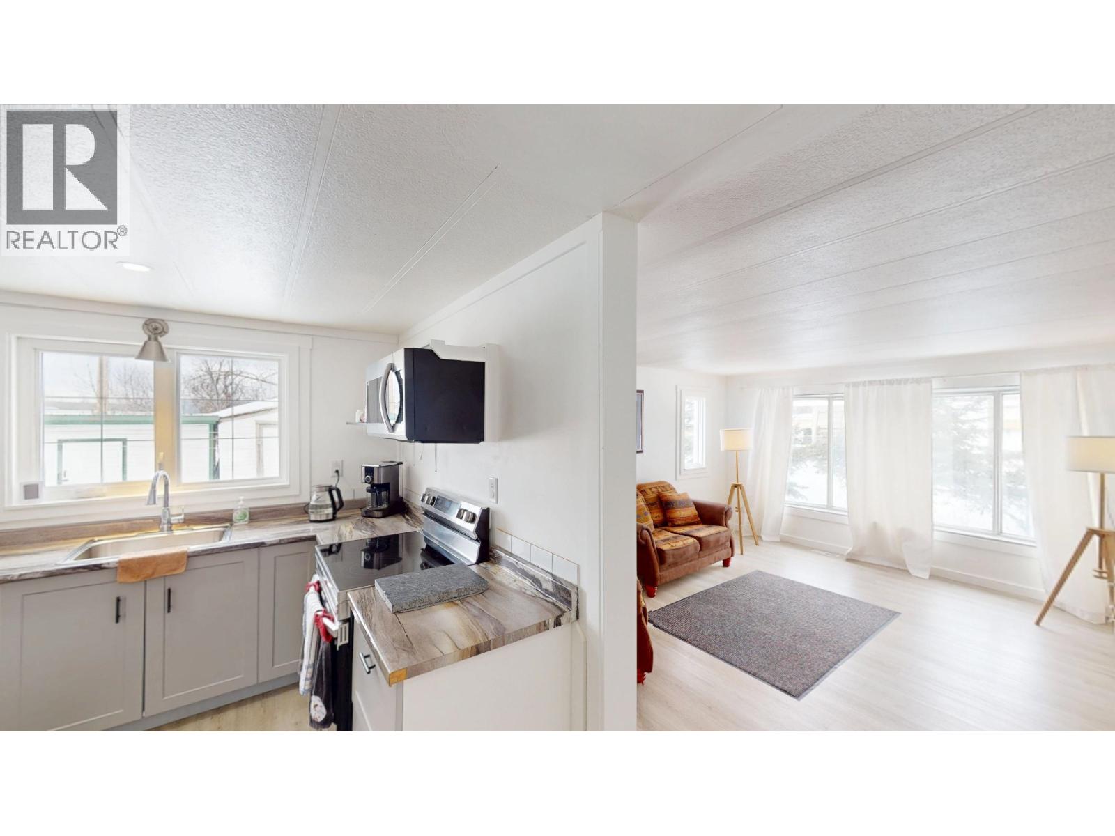 10356 99 Street, Taylor, British Columbia  V0C 2K0 - Photo 18 - R3099177