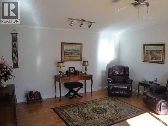 3304 29th Street S, Lethbridge, Alberta  T1K 7J9 - Photo 4 - A2265695