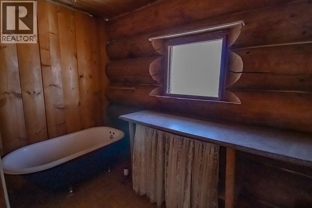 12050 Pinchi Lake Road, Fort St. James, British Columbia  V0J 1P0 - Photo 13 - R3077451