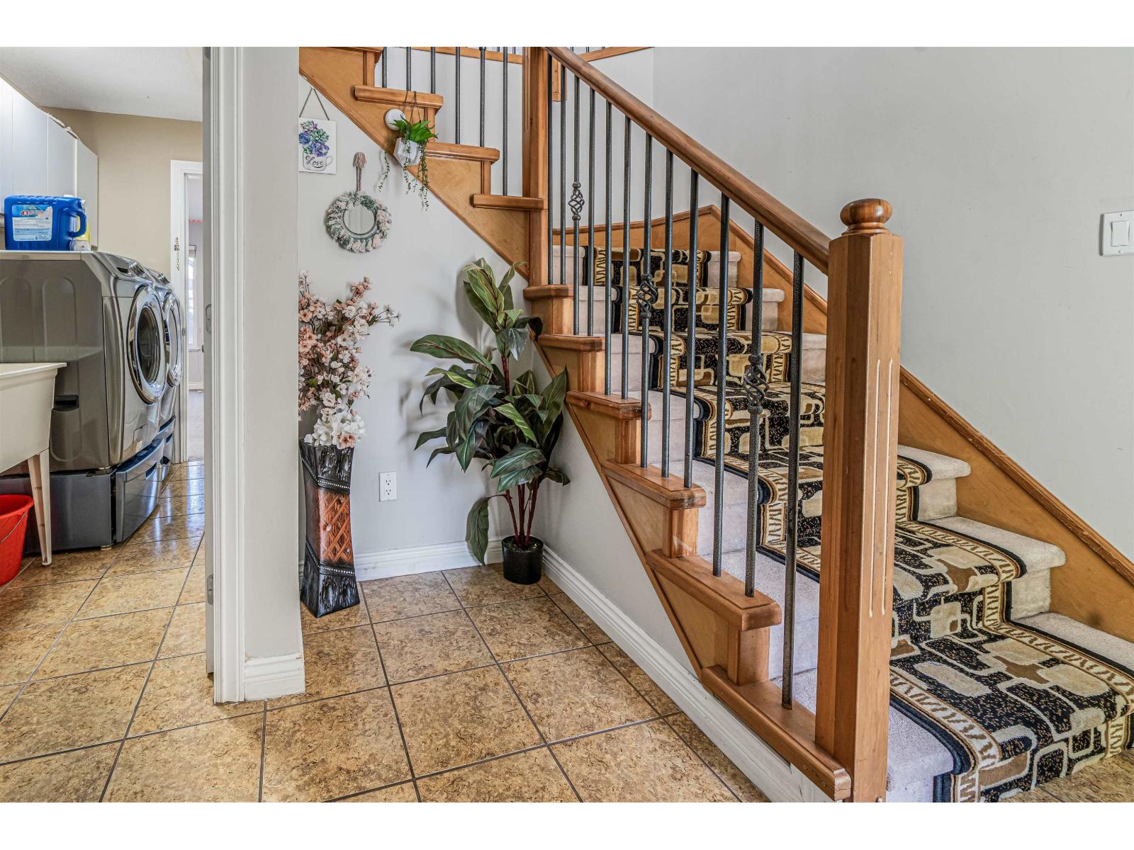 8530 Fennell Street, Mission, British Columbia  V4S 1M2 - Photo 3 - R3120270