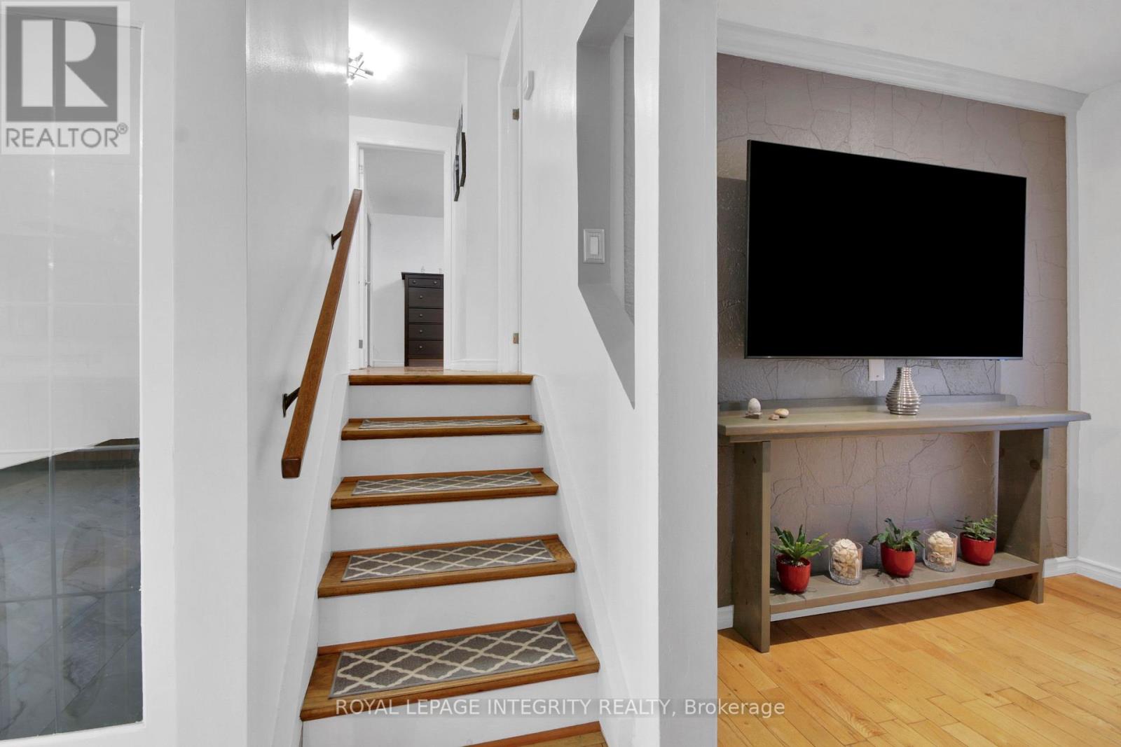 4005 Weir Road, Augusta, Ontario  K0E 1X0 - Photo 13 - X13093044