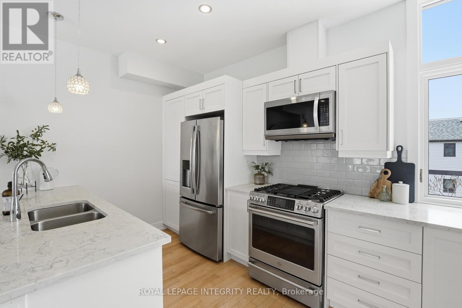 37e Ladouceur Street, Ottawa, Ontario  K1Y 2S9 - Photo 10 - X13093062