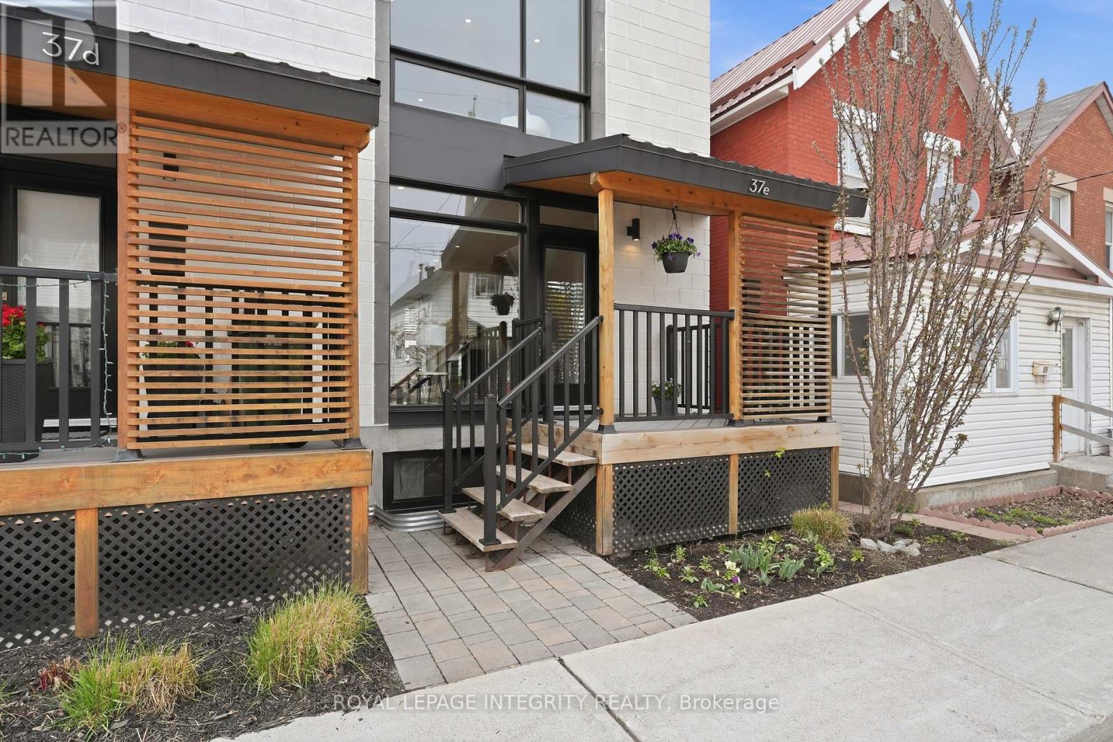 37e Ladouceur Street, Ottawa, Ontario  K1Y 2S9 - Photo 2 - X13093062