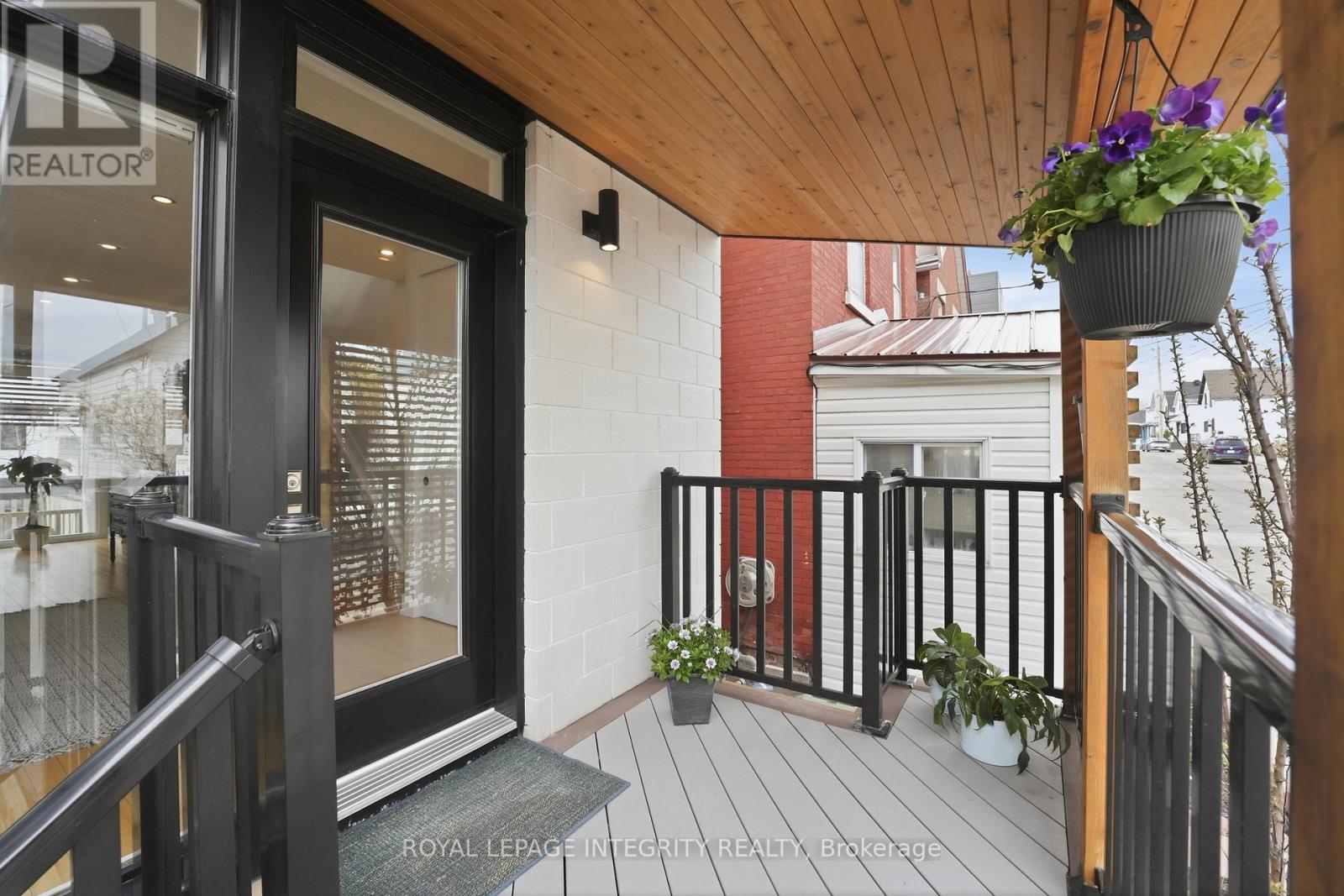 37e Ladouceur Street, Ottawa, Ontario  K1Y 2S9 - Photo 3 - X13093062