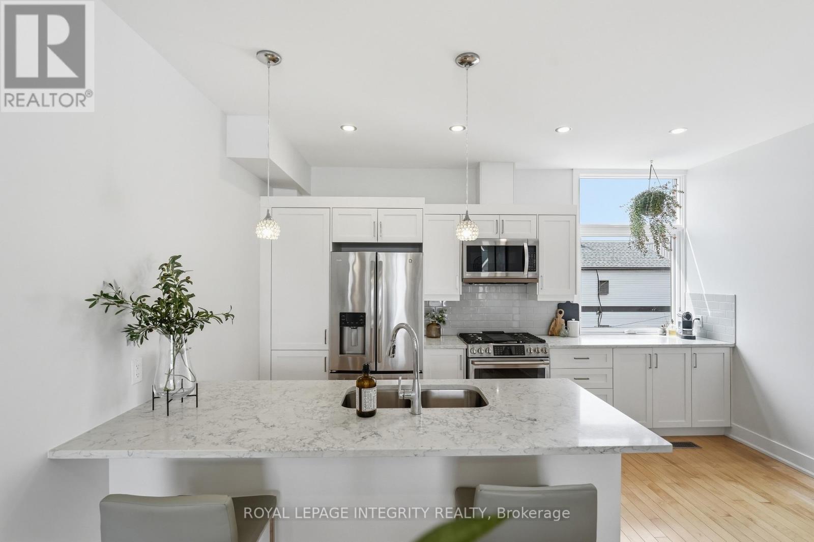 37e Ladouceur Street, Ottawa, Ontario  K1Y 2S9 - Photo 8 - X13093062