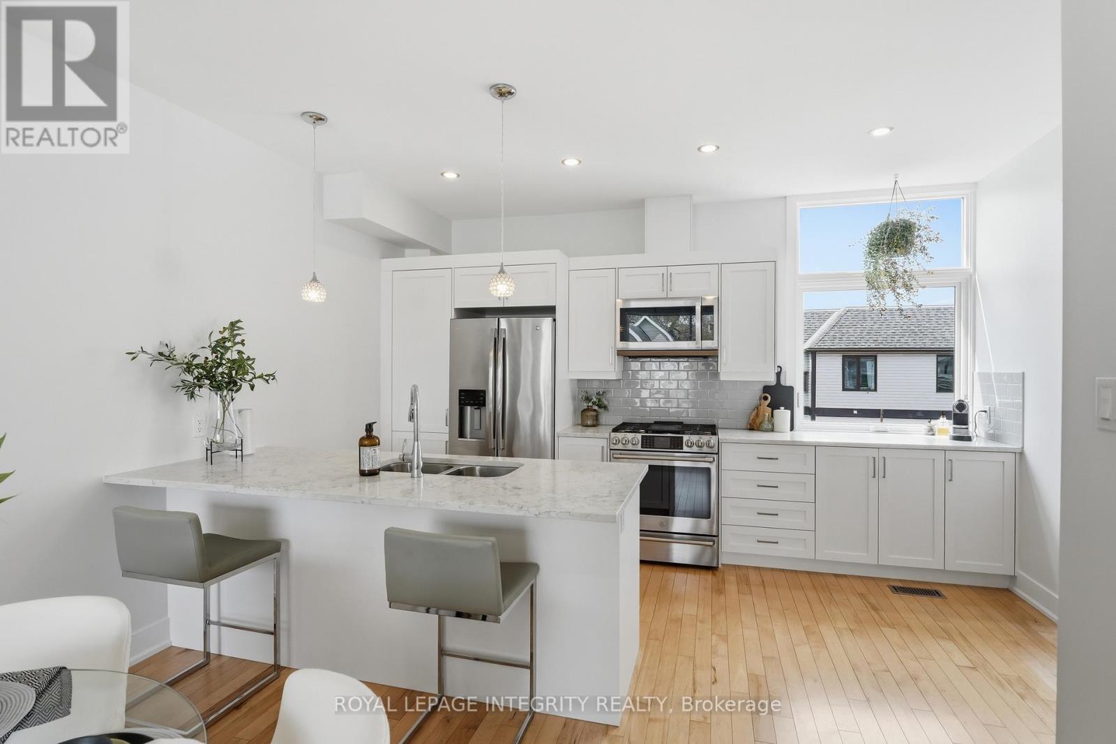 37e Ladouceur Street, Ottawa, Ontario  K1Y 2S9 - Photo 9 - X13093062