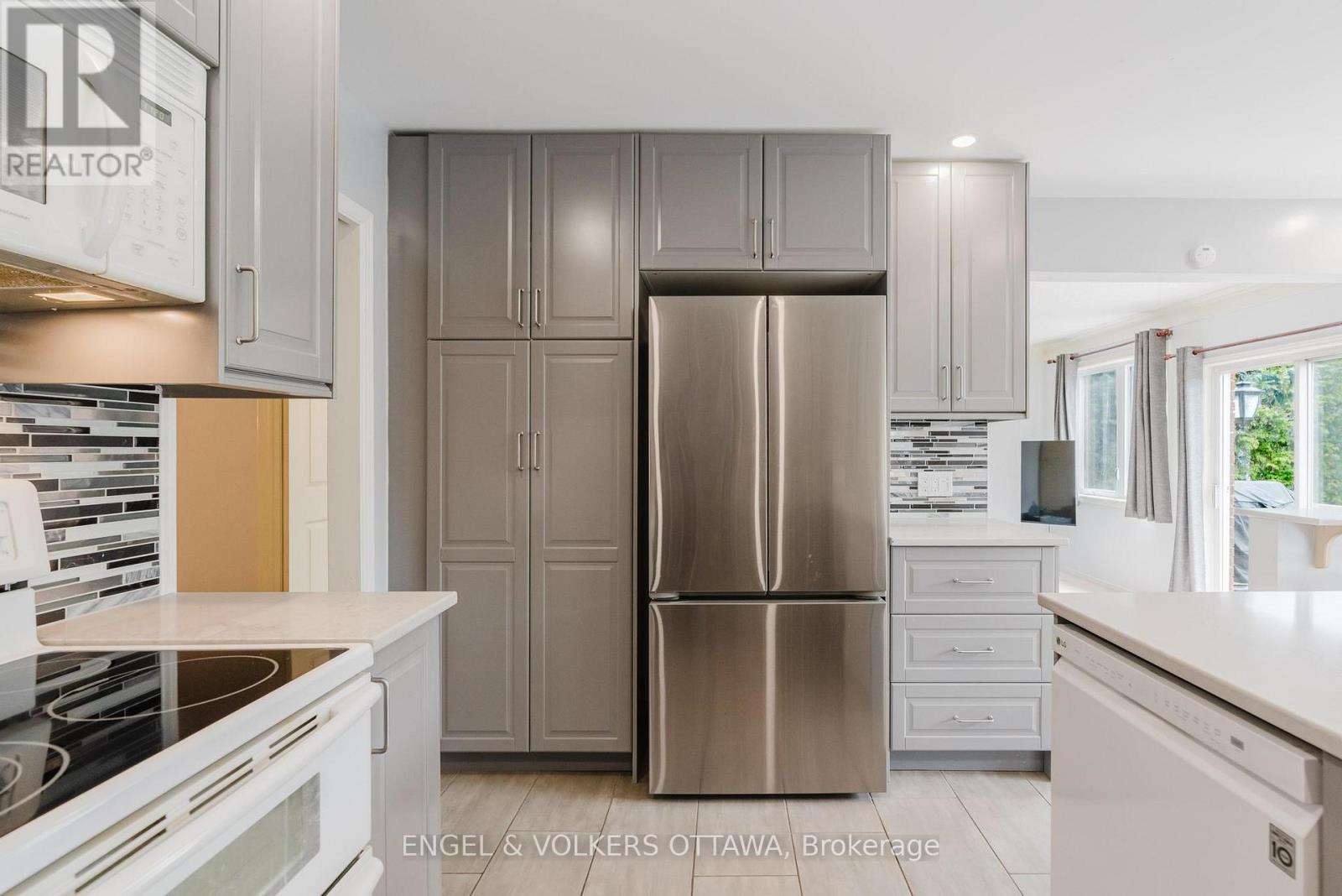 30 Huntings End Avenue, Ottawa, Ontario  K2M 1R3 - Photo 9 - X13093092