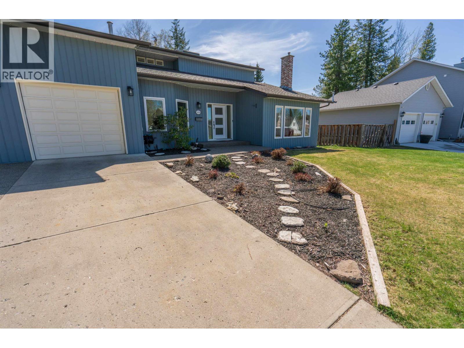 2404 Sadler Drive, Prince George, British Columbia  V2K 4N7 - Photo 3 - R3120516