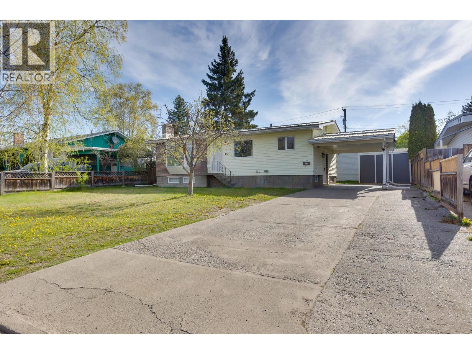 162 S Ogilvie Street, Prince George, British Columbia  V2M 3M2 - Photo 1 - R3120517