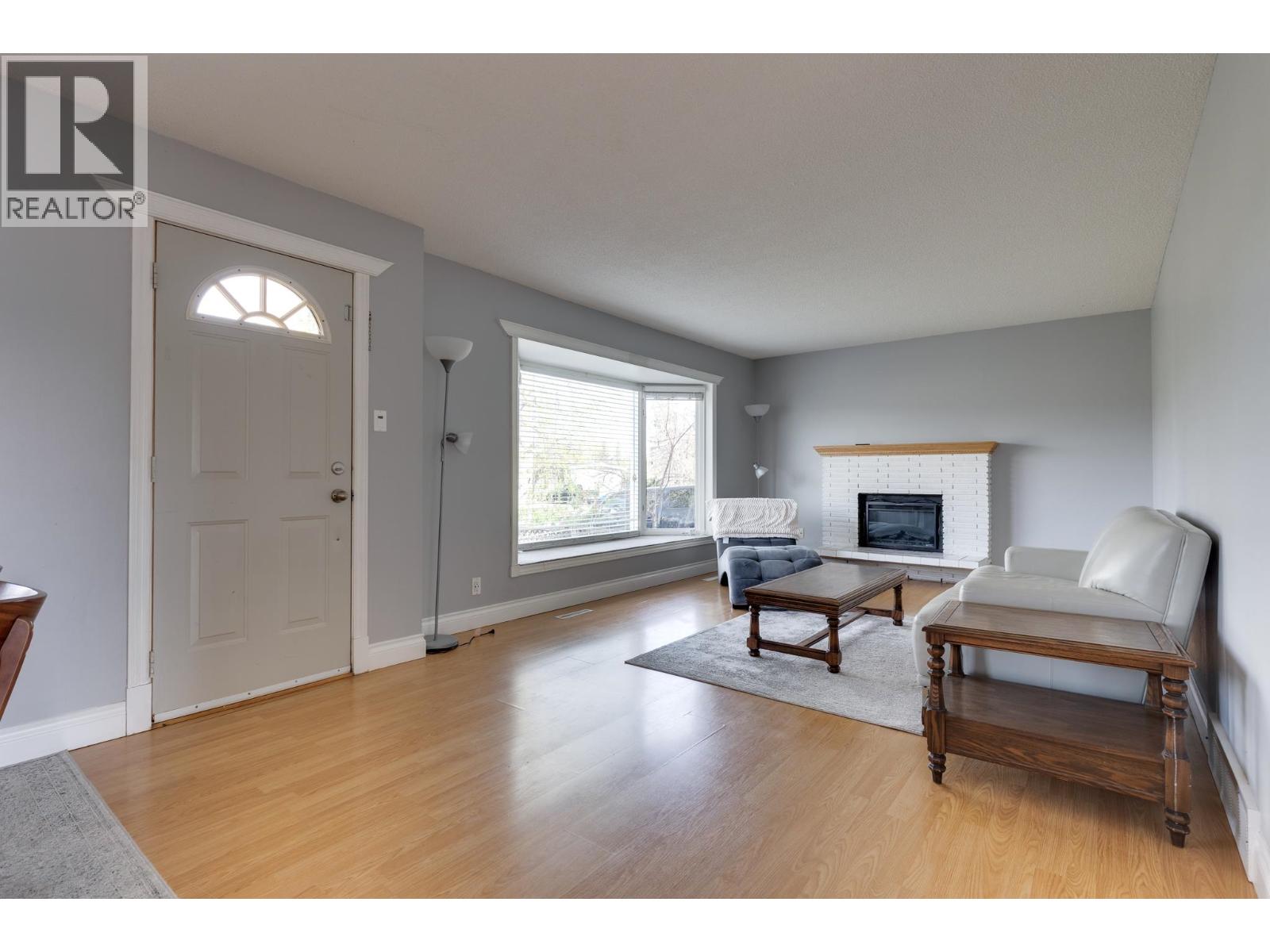 162 S Ogilvie Street, Prince George, British Columbia  V2M 3M2 - Photo 2 - R3120517
