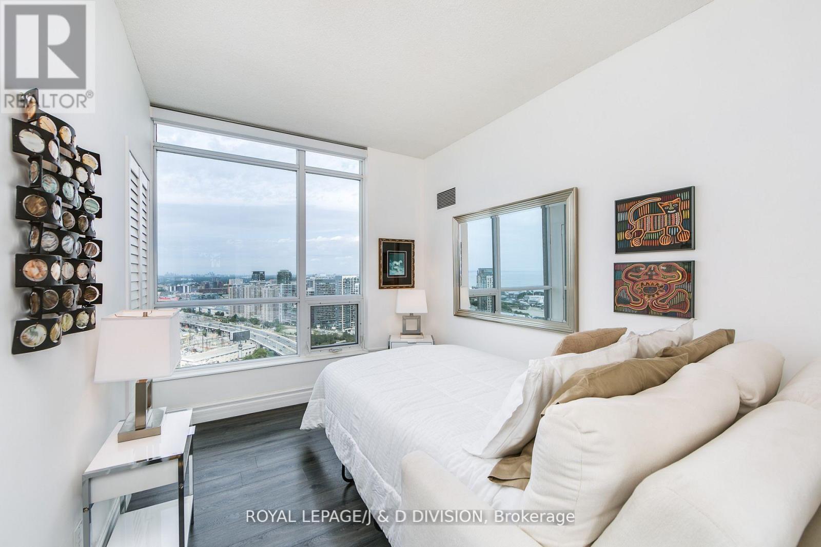 3509 - 219 Fort York Boulevard, Toronto, Ontario  M5V 1B1 - Photo 10 - C13093070