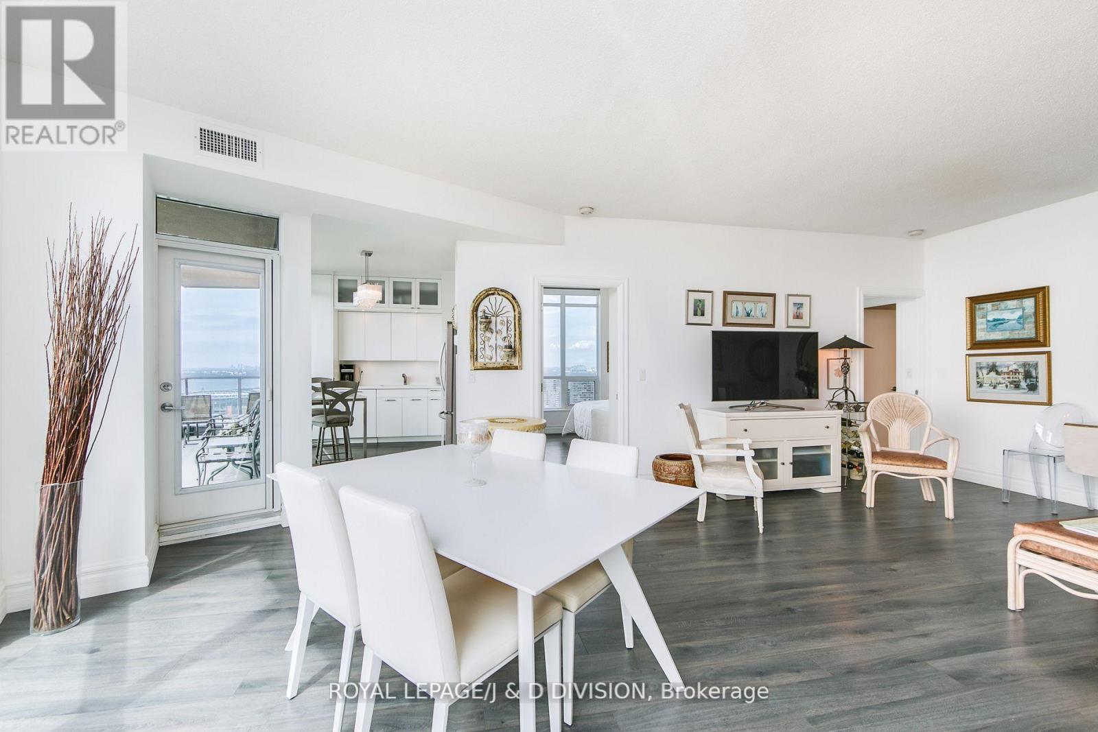 3509 - 219 Fort York Boulevard, Toronto, Ontario  M5V 1B1 - Photo 15 - C13093070