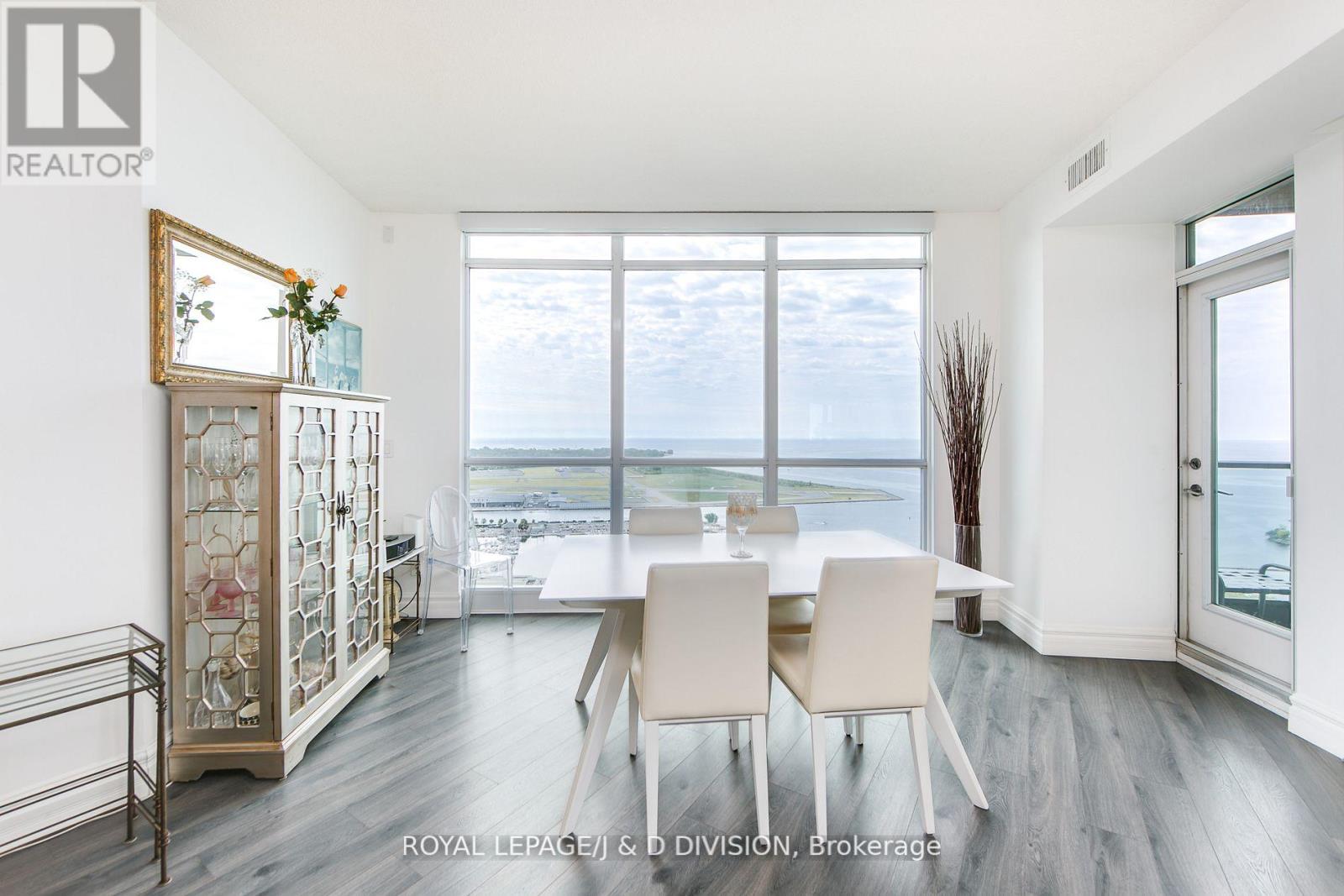 3509 - 219 Fort York Boulevard, Toronto, Ontario  M5V 1B1 - Photo 8 - C13093070