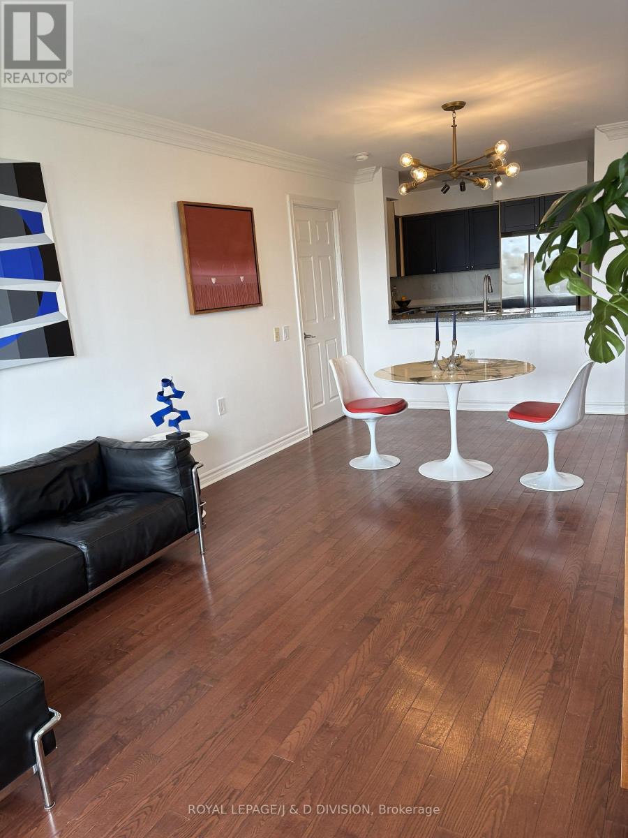 1605 - 388 Bloor Street E, Toronto, Ontario  M4W 3W9 - Photo 5 - C13093114