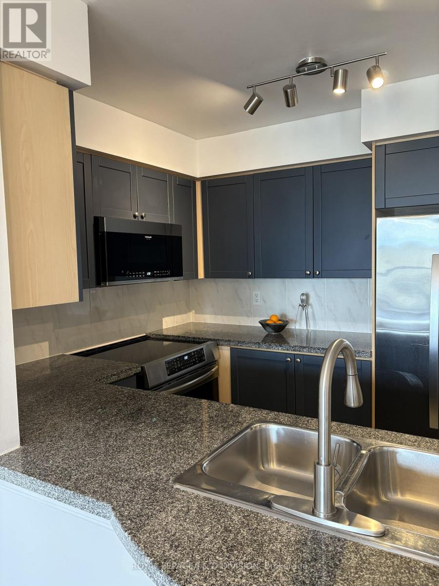 1605 - 388 Bloor Street E, Toronto, Ontario  M4W 3W9 - Photo 9 - C13093114