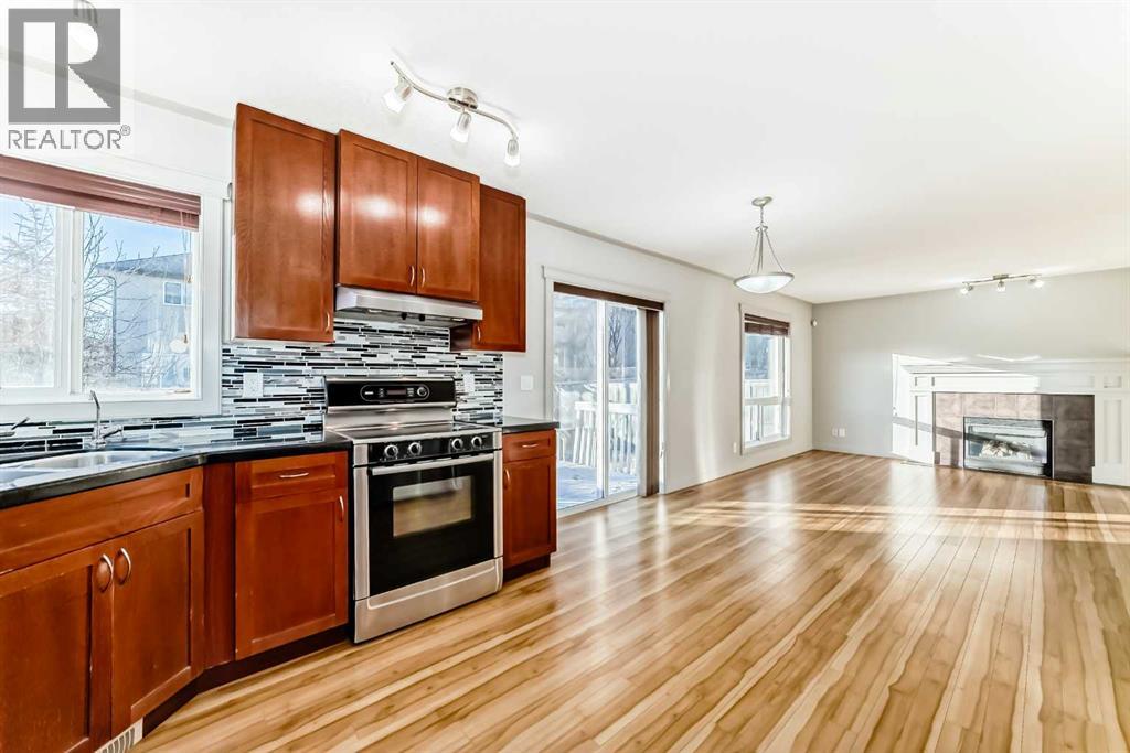 1156 Sherwood Boulevard Nw, Calgary, Alberta  T3R 1P3 - Photo 7 - A2280119