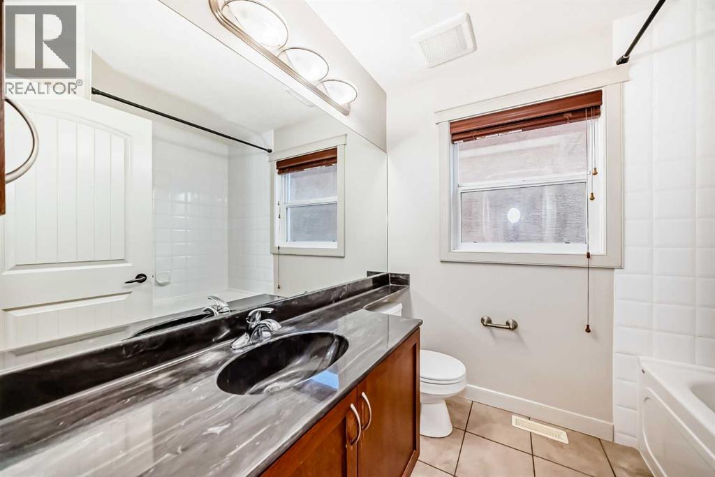 1156 Sherwood Boulevard Nw, Calgary, Alberta  T3R 1P3 - Photo 44 - A2280119