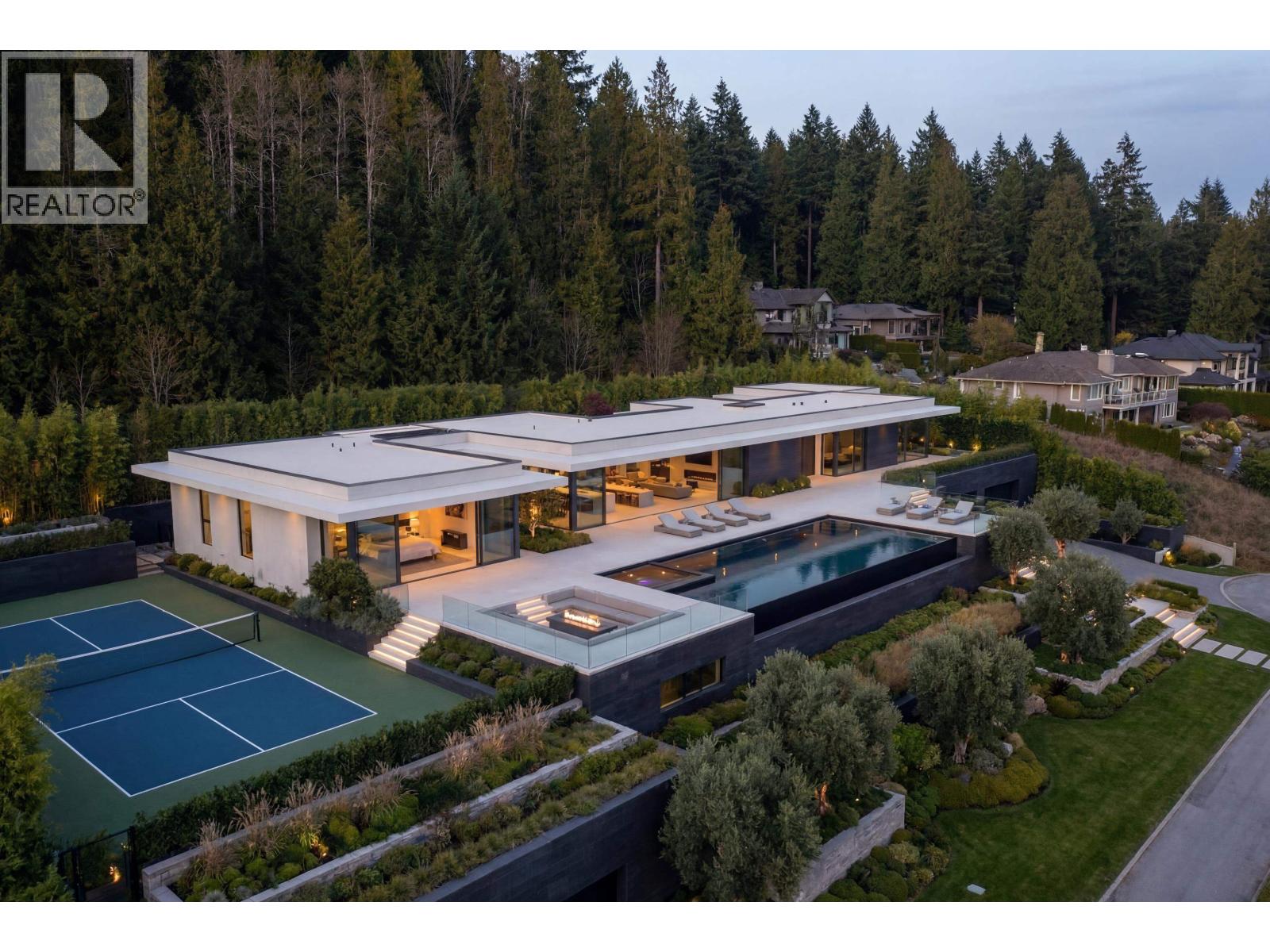 2345 Kadlec Court, West Vancouver, British Columbia  V7S 3K3 - Photo 34 - R3120447