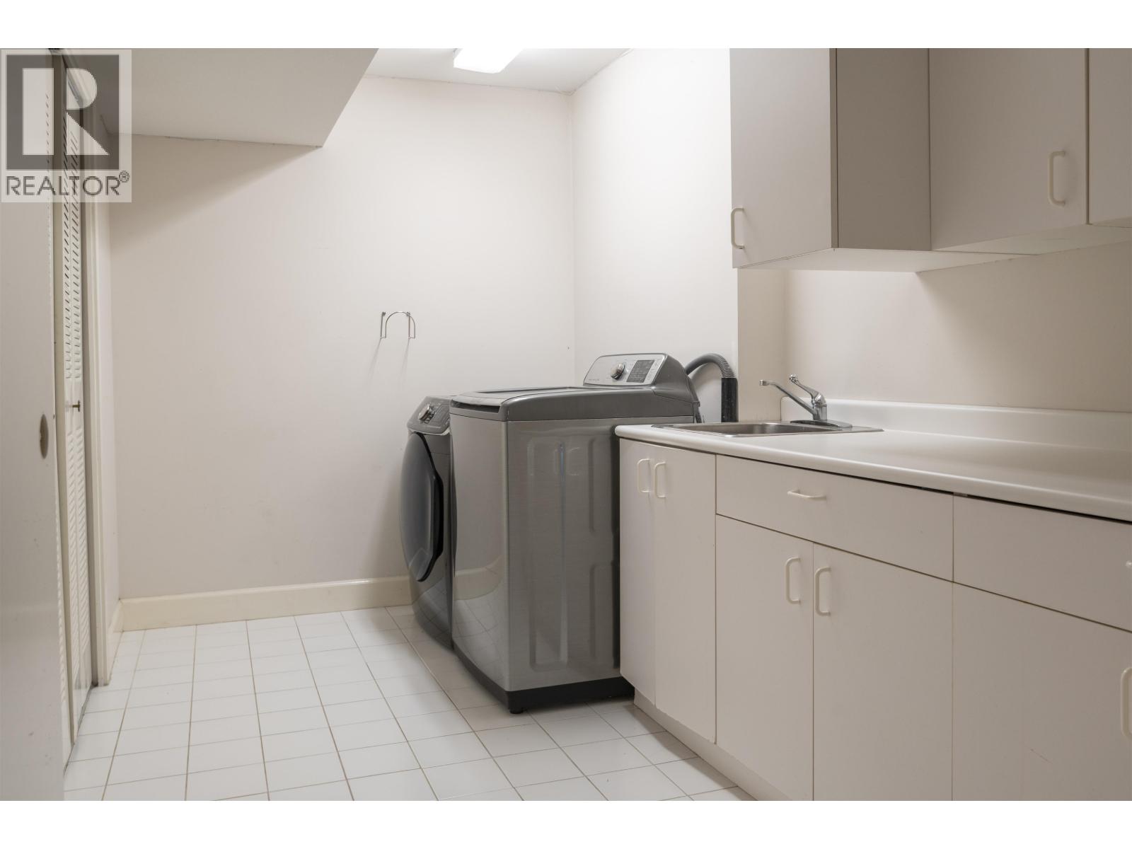 2572 Westhill Close, West Vancouver, British Columbia  V7S 3E6 - Photo 29 - R3120474