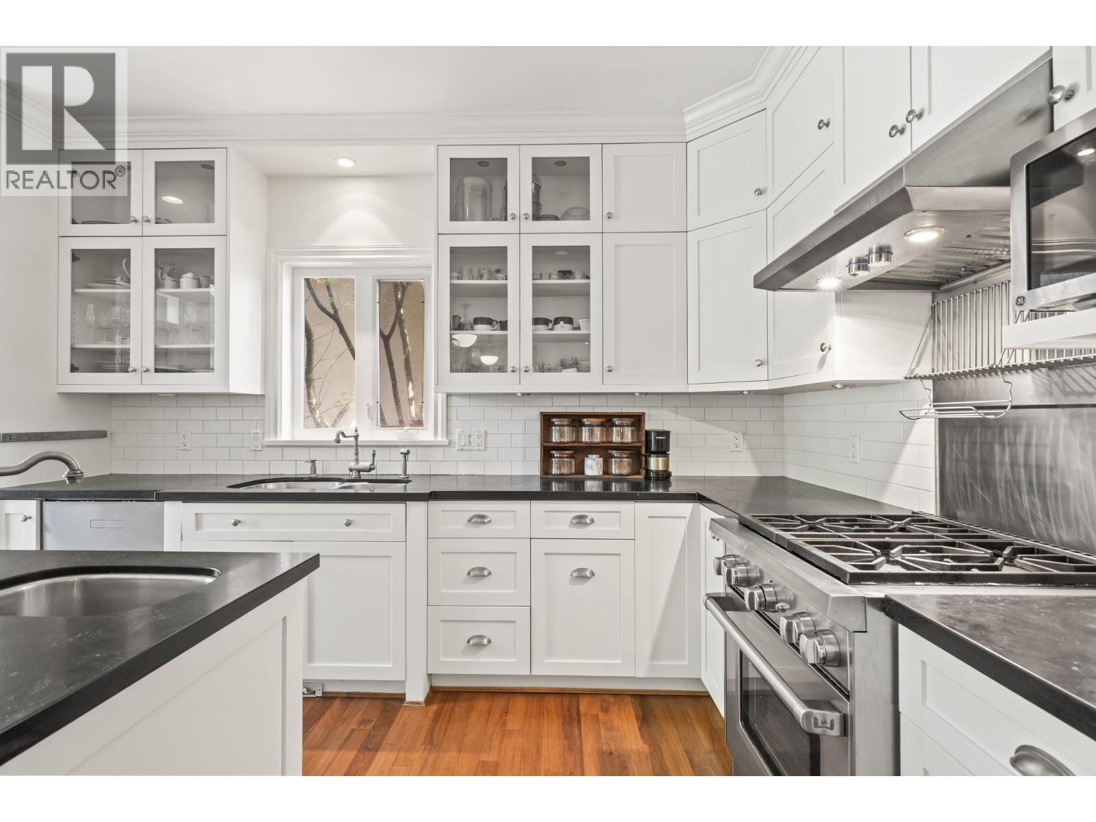 125 W 39th Avenue, Vancouver, British Columbia  V5Y 2P1 - Photo 13 - R3120488