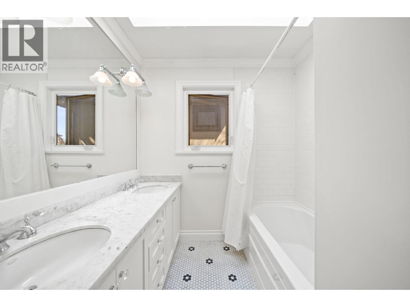 125 W 39th Avenue, Vancouver, British Columbia  V5Y 2P1 - Photo 30 - R3120488