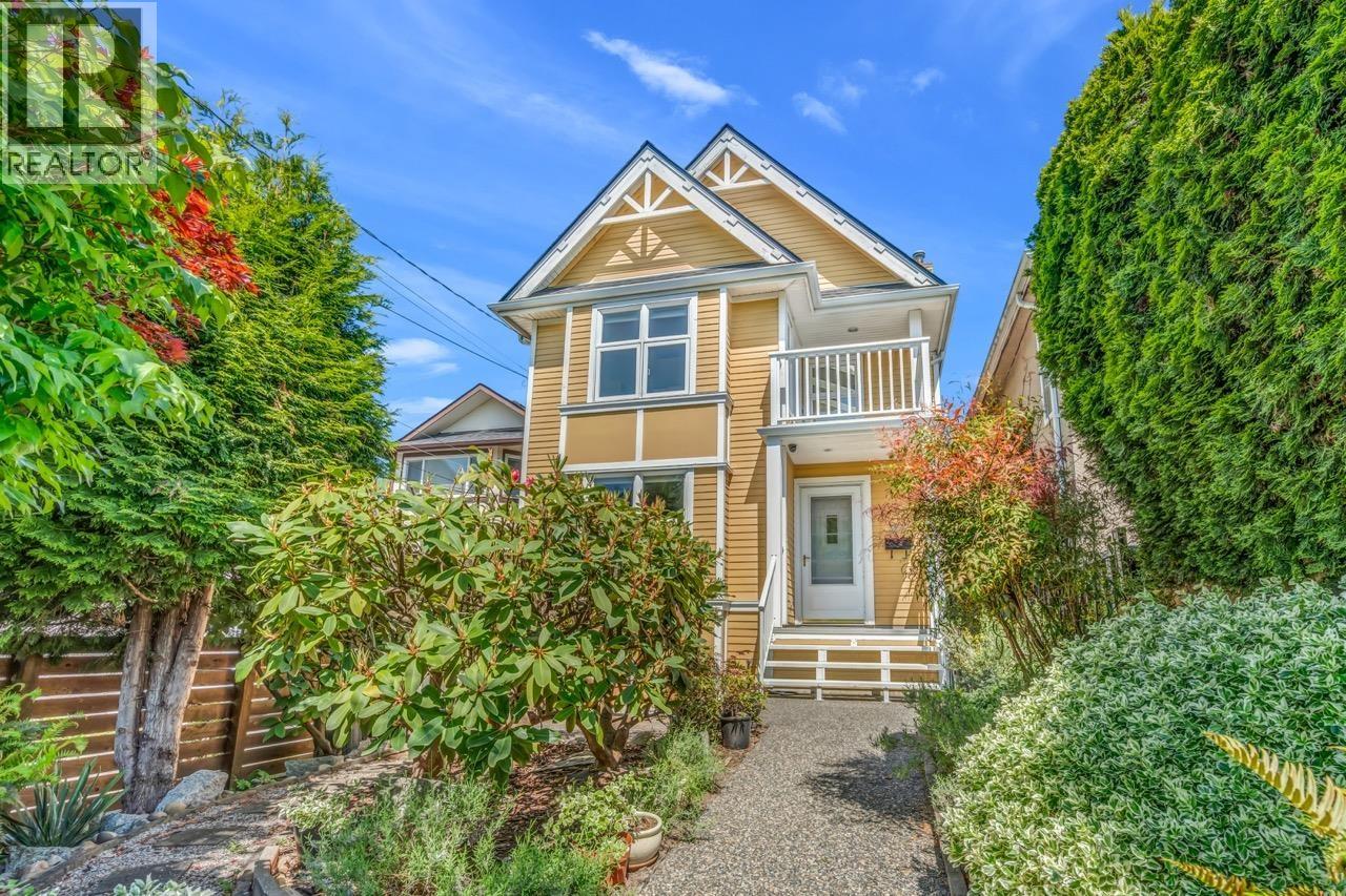 517 ATLANTIC STREET, Vancouver, British Columbia