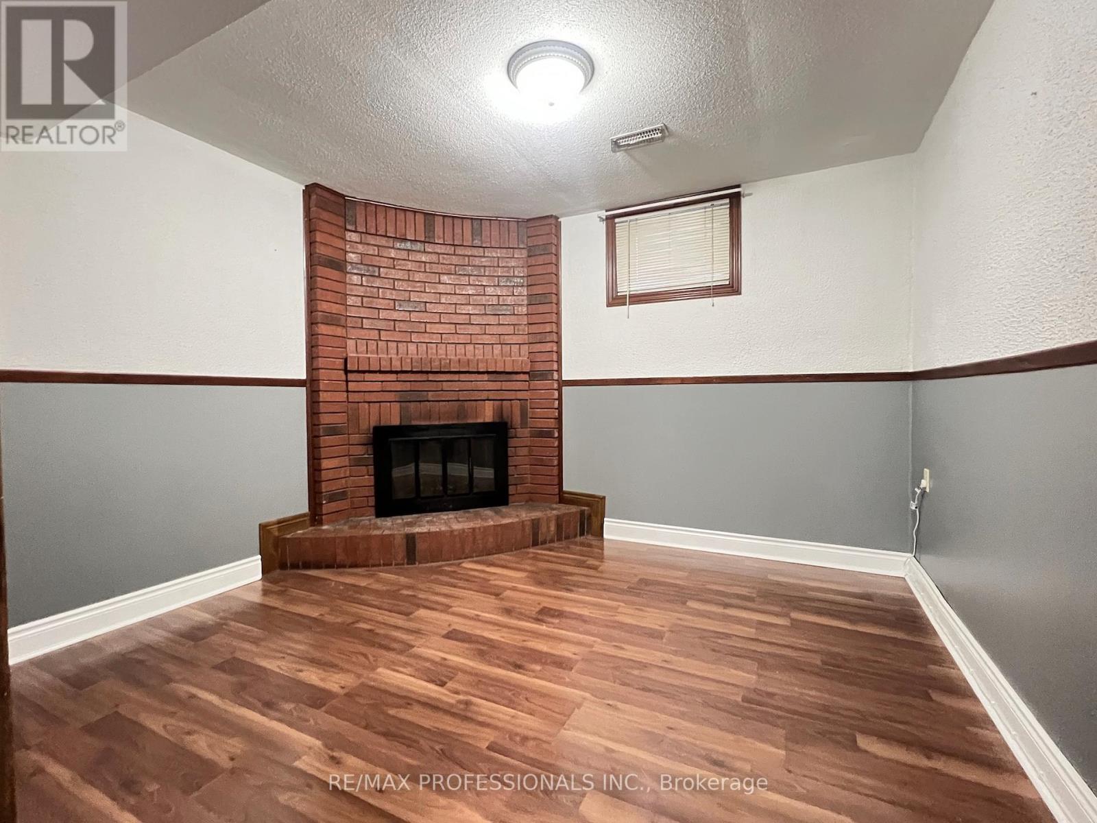 Basement - 94 Bremen Lane, Mississauga, Ontario  L5M 2N5 - Photo 23 - W12974484