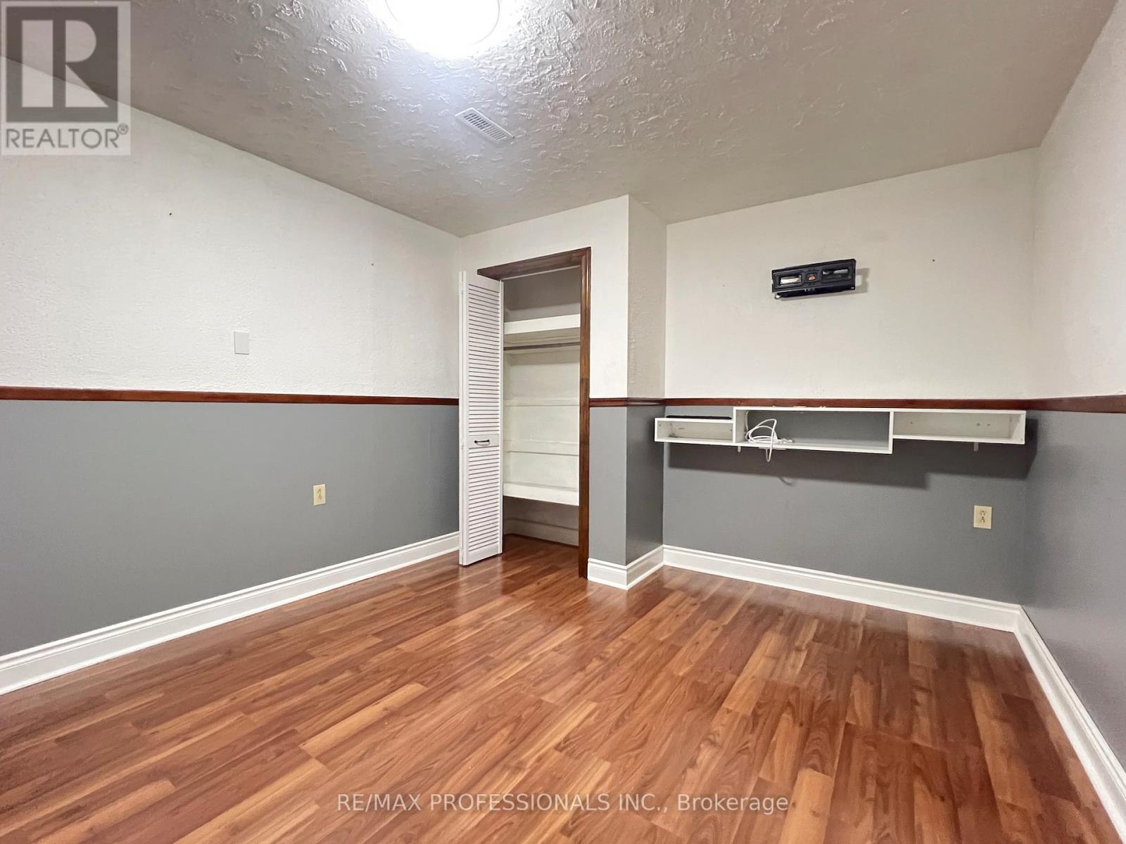 Basement - 94 Bremen Lane, Mississauga, Ontario  L5M 2N5 - Photo 29 - W12974484