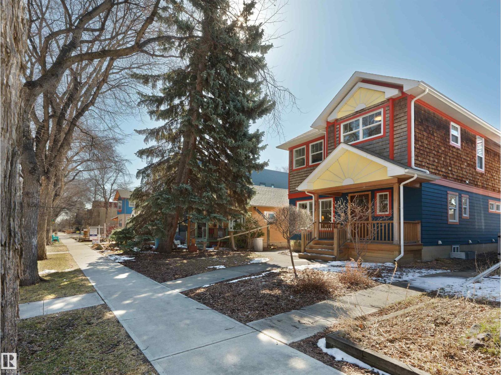 9815 90 AV NW, edmonton, Alberta