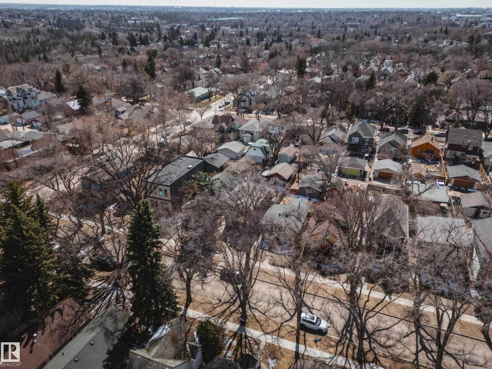 9815 90 Av Nw, Edmonton, Alberta  T6E 2T2 - Photo 54 - E4486065