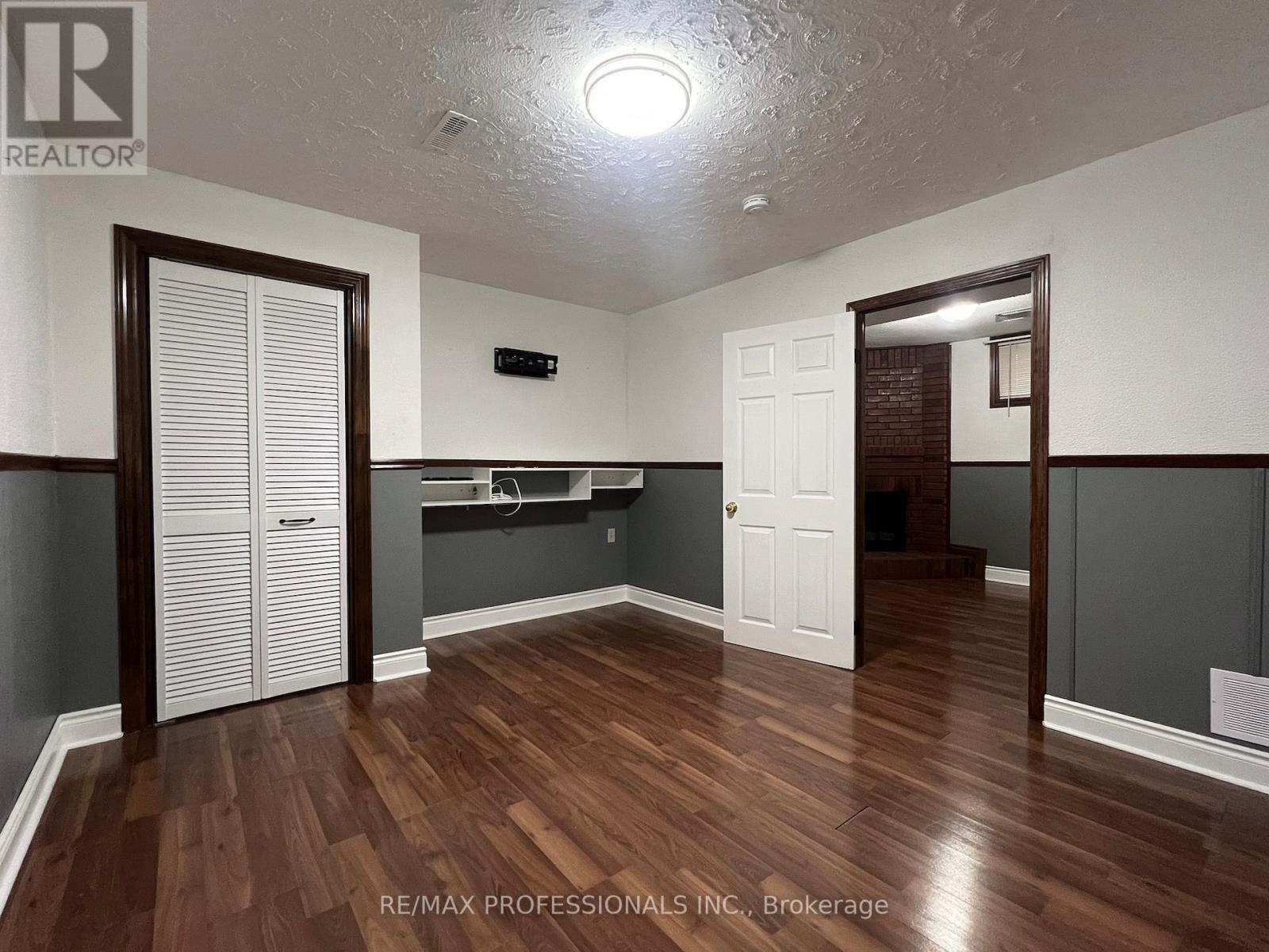 Basement - 94 Bremen Lane, Mississauga, Ontario  L5M 2N5 - Photo 22 - W12974484