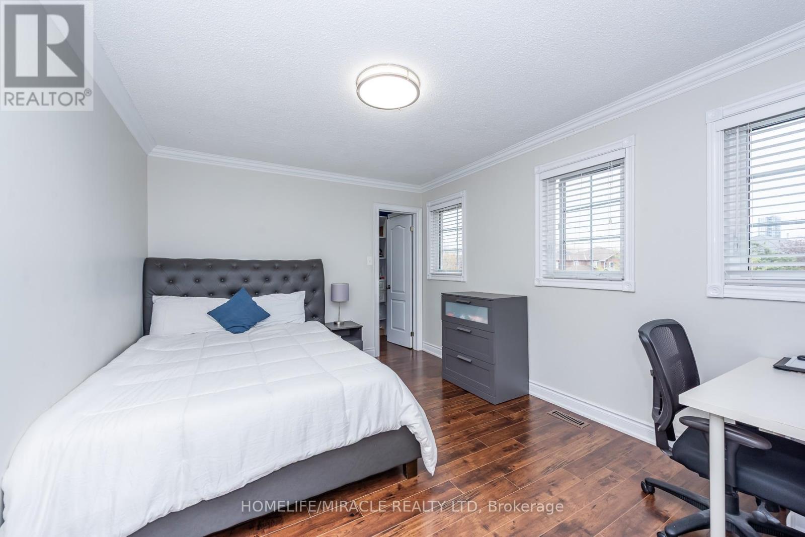 5457 Heritage Hills Boulevard, Mississauga, Ontario  L5R 2H4 - Photo 33 - W13092752
