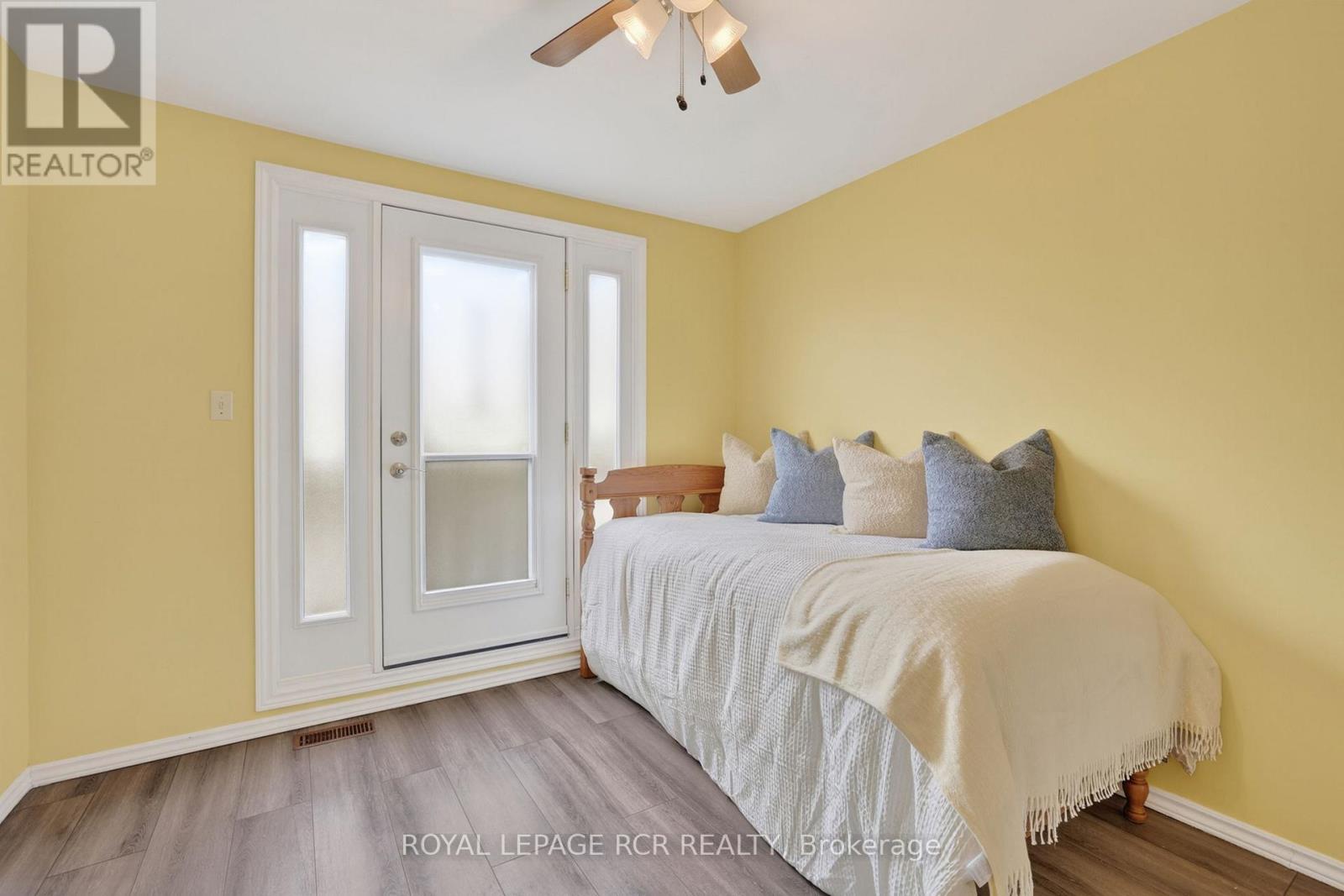 15 Dominion Gardens Drive, Halton Hills, Ontario  L7G 6A9 - Photo 22 - W13091504
