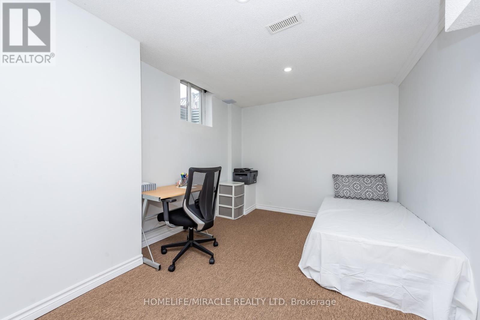5457 Heritage Hills Boulevard, Mississauga, Ontario  L5R 2H4 - Photo 34 - W13092752