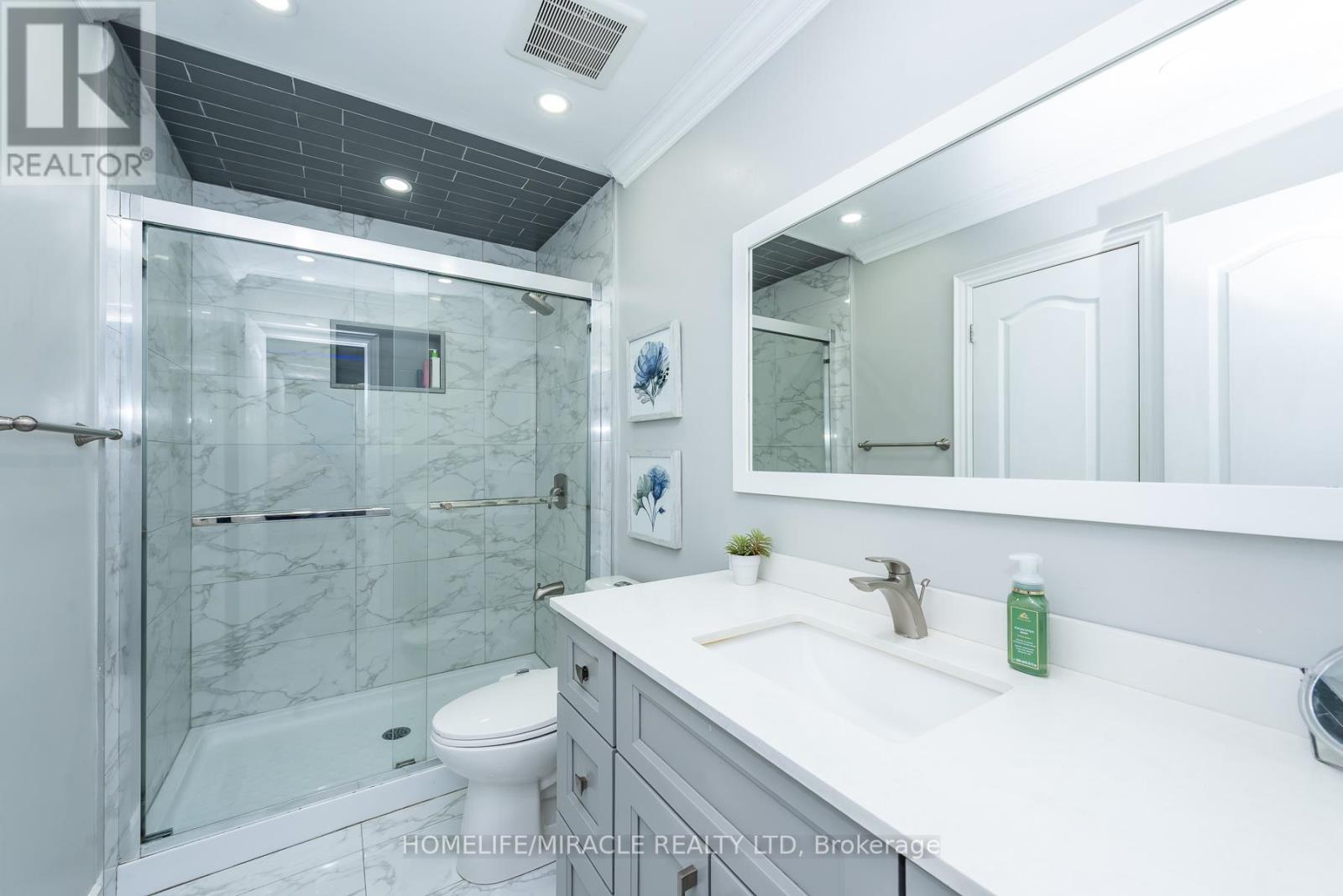 5457 Heritage Hills Boulevard, Mississauga, Ontario  L5R 2H4 - Photo 28 - W13092752