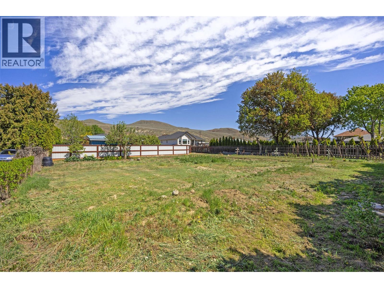 2029 Parkcrest Avenue, Kamloops, British Columbia  V2B 4X2 - Photo 11 - 10386216