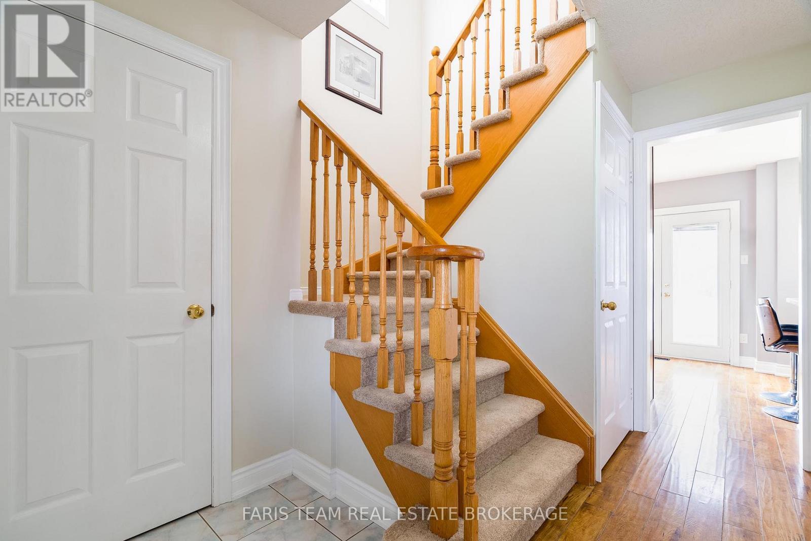 14 Nightingale Crescent, Barrie (Painswick South), Ontario  L4N 8A3 - Photo 21 - S13093032