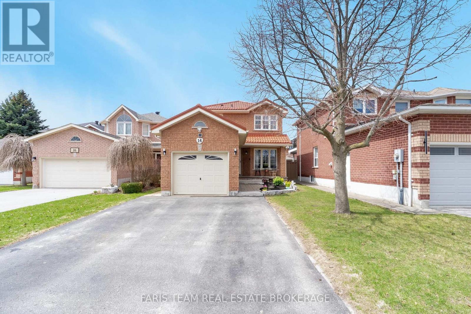 14 Nightingale Crescent, Barrie (Painswick South), Ontario  L4N 8A3 - Photo 4 - S13093032